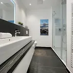Timmare Iii Penthouse דירה *